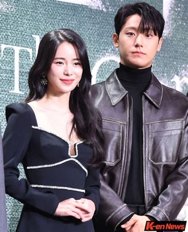 Who Is Park Bo Yeon Dating? The Cheer Up Actress’ Love Interest