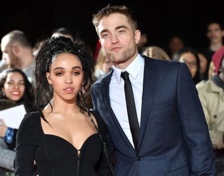 Who Is Robert Pattinson Girlfriend? List of Girls He’s Actually Dated