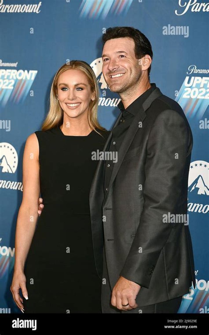 Who is Tony Romo's Wife? | Journalism[2023 Update]