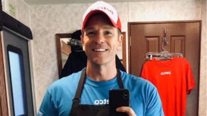 Who plays Dr. Todd Lowry on Chicago Med cast? Burgess Jenkins guest stars