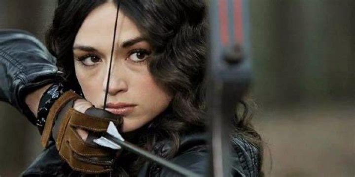 Why did Crystal Reed leave Teen Wolf? Age, Net Worth, Boyfriend