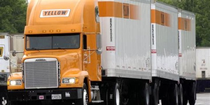 Yellow Corporation trucking lays off 3,000 workers in Illinois