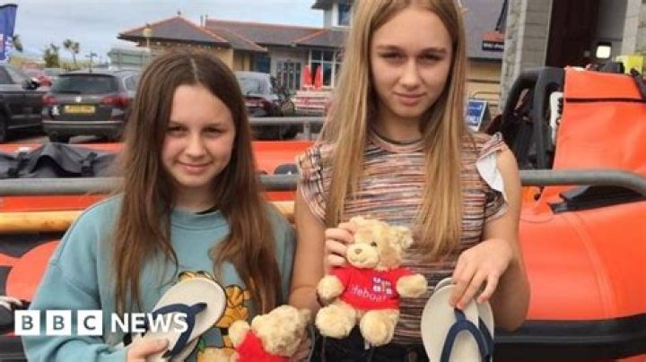 Young girl swept out to sea off Kent coast as Brits take to beach on UK's hottest day