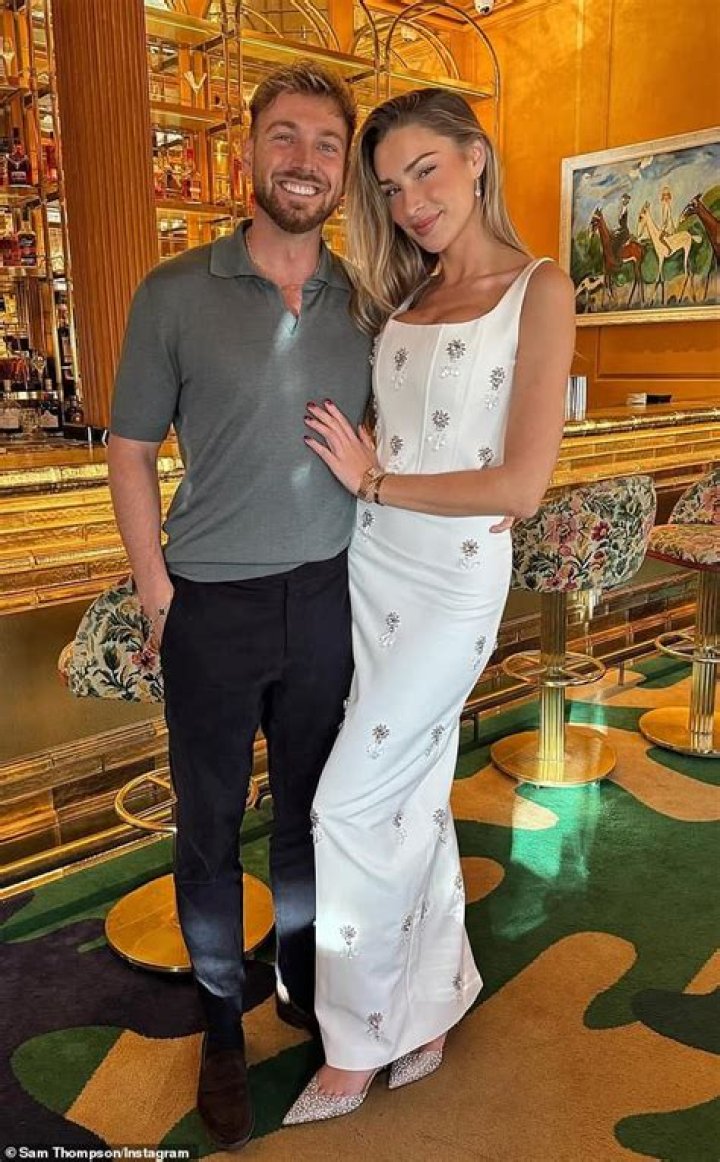 Zara McDermott & Sam Thompson's Relationship Timeline Is Full Of Ups & Downs
